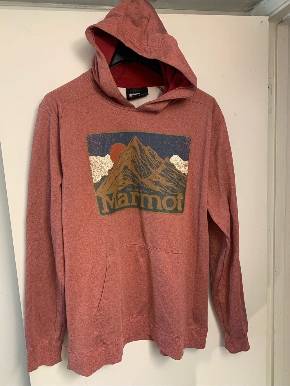 Marmot Men's Rose Red Pullover Hoodie with Mountain Graphic